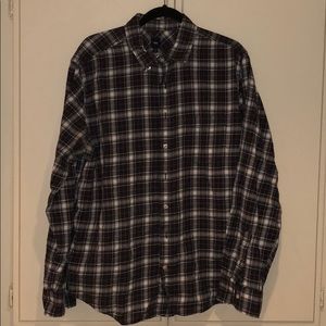 Long sleeve checkered button up shirt